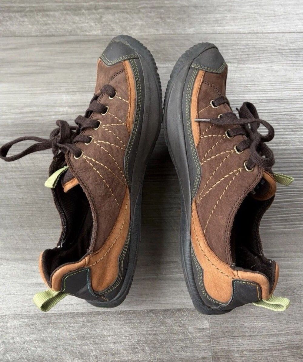 Earth Shoes Womens 9.5 Brown Leather Lace Up Sneakers Comfort Walking Shoes Low - Picture 8 of 8